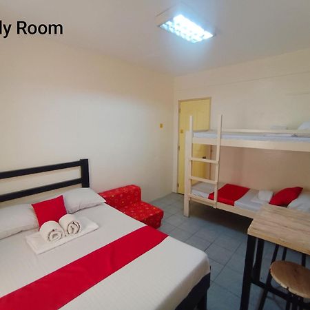 Paranaque City Bed And Brewhouse Sucat B&B 외부 사진
